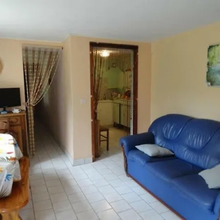House Les Rosiers